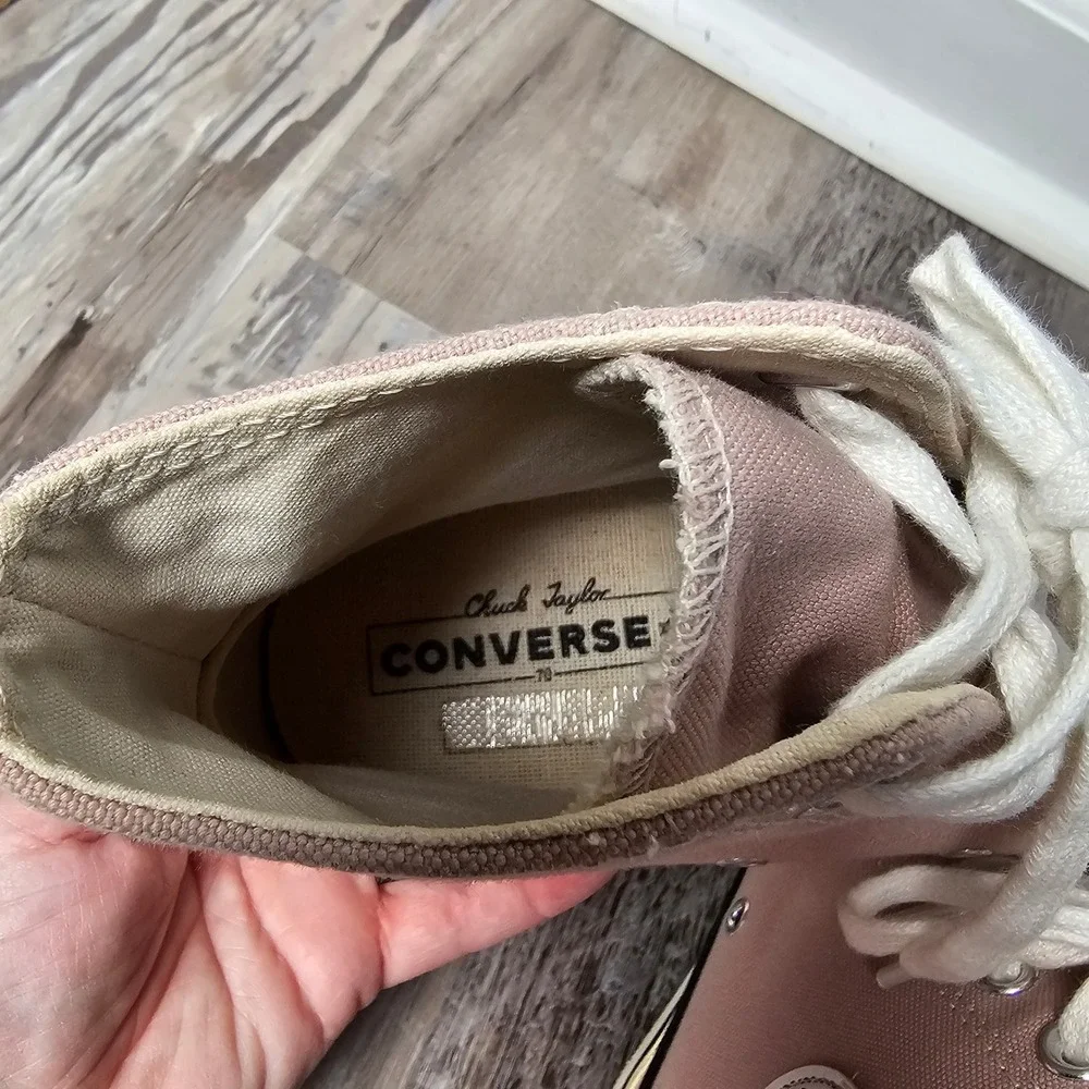 Converse Unisex Chuck 70 High Top Sneaker 7.5M 9.5W Canyon Dusk Pink A00749C